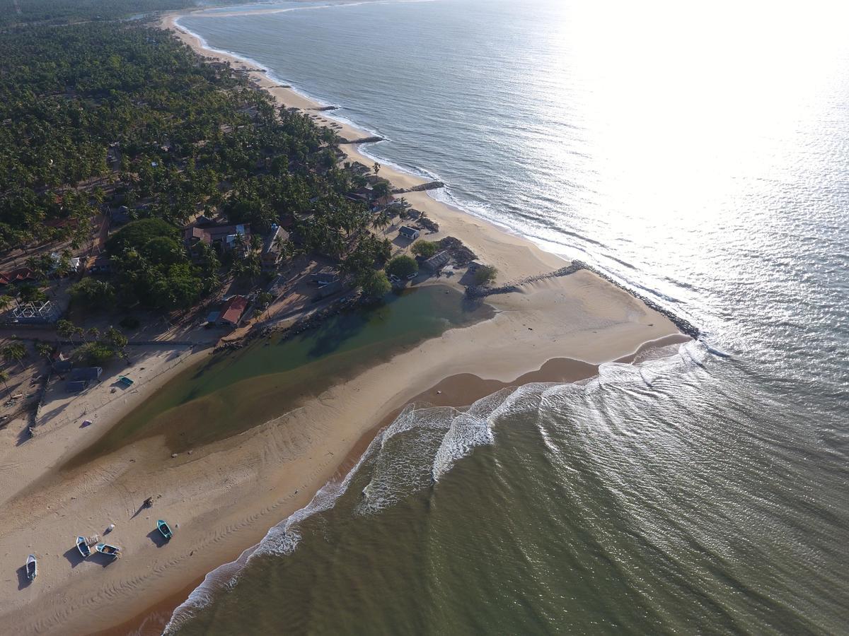 Red Coral Kitesurfing Resort Kalpitiya Extérieur photo